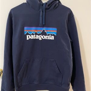 Navy Patagonia hoodie size small